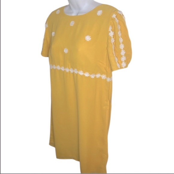 Modcloth How Sweet It Is Shift Dress Sunny Yellow Dress 70s Retro Mini 6/ Sm NWT - Picture 4 of 8